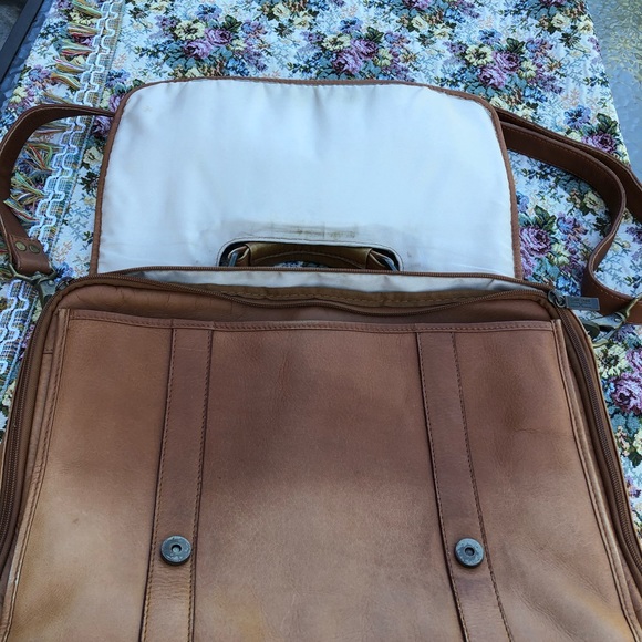 Claire Chase Genuine  Leather Messenger - Picture 4 of 10